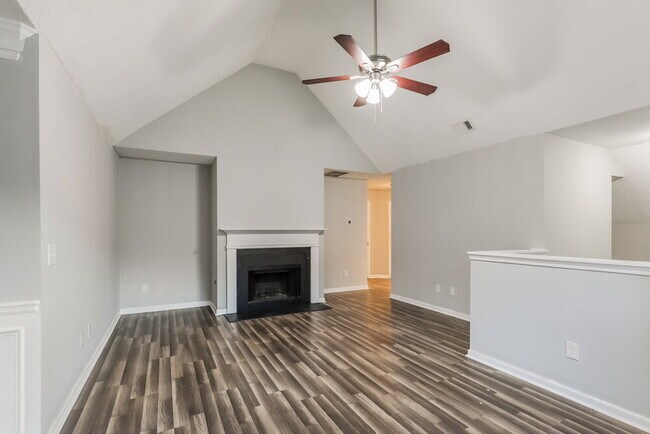 Foto del edificio - 11758 Registry Blvd