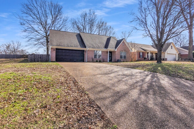 Photo - 7340 Roundtable Dr House