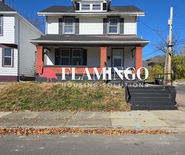 Building Photo - 1017 Cumberland Ave