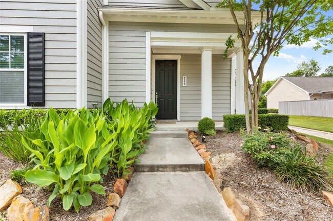 Foto del edificio - 243 Kendrick Pines Blvd