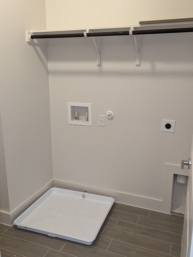 Building Photo - 2304 Local Rebel Lp