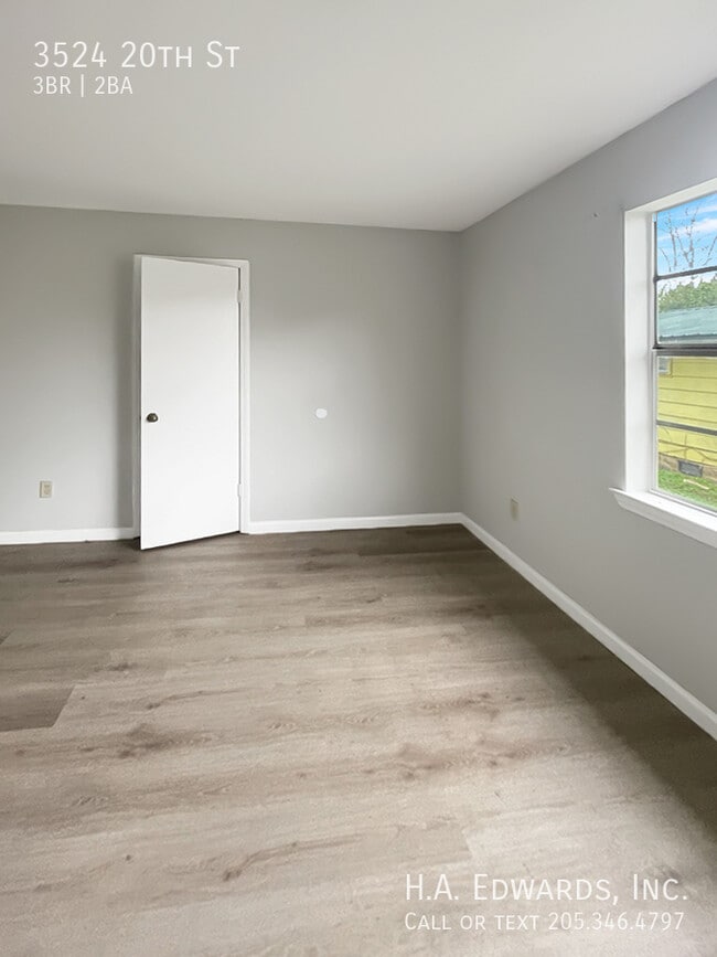 Building Photo - 3524 20th St