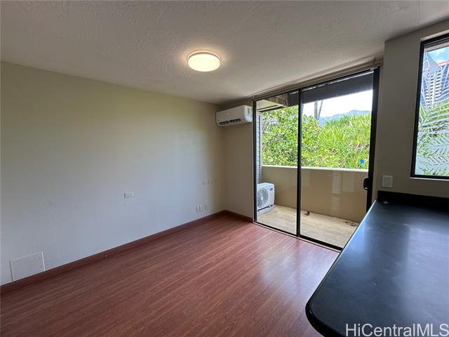 Building Photo - 123 Maunalua Ave