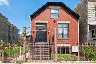 Building Photo - 3350 W Division St