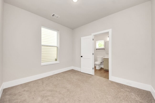 Foto del edificio - 783 Mansfield St