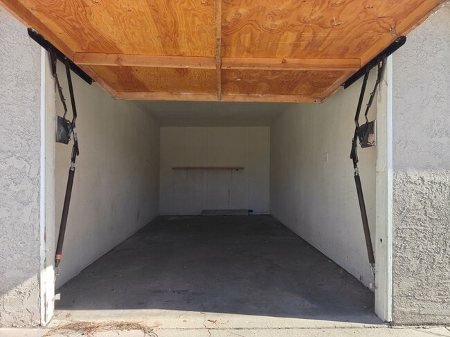 Building Photo - 1301 Turrill Ave