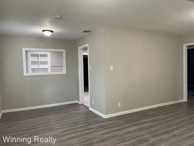 Building Photo - 3 br, 2 bath House - 404 South 14th Street