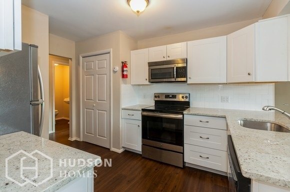 Building Photo - 109 Harvey Pl