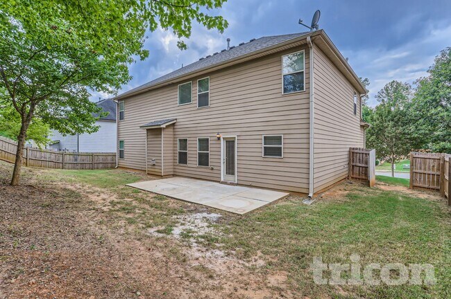 Building Photo - 37 Canyon View Dr