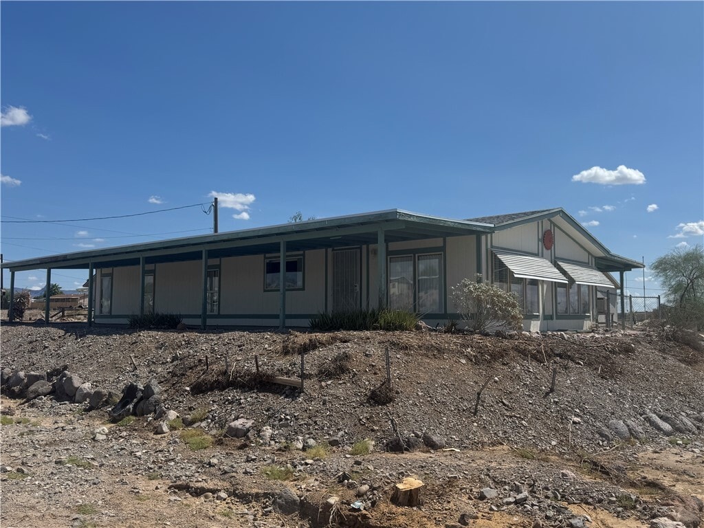 Primary Photo - 2184 River Valley Rd