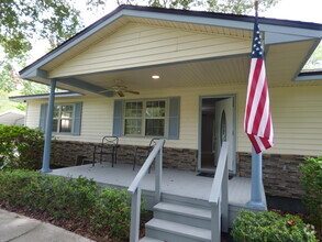 Building Photo - 13203 Yellow Bluff Rd