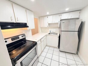 Building Photo - 505 NW 177th St