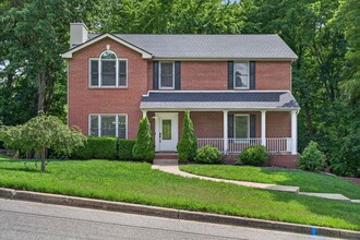 Building Photo - 2200 Springlot Rd