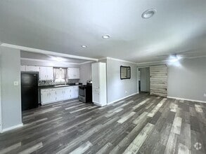 Building Photo - 409 Oscar St