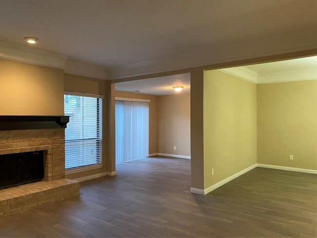 Building Photo - 12625 Memorial Dr