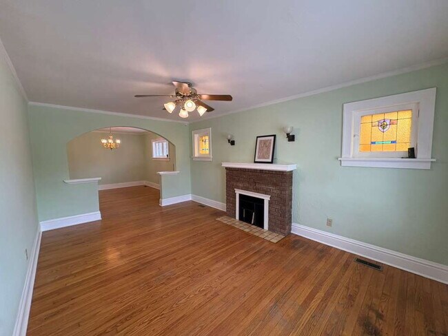 Foto del edificio - 6926 Hurst Ct