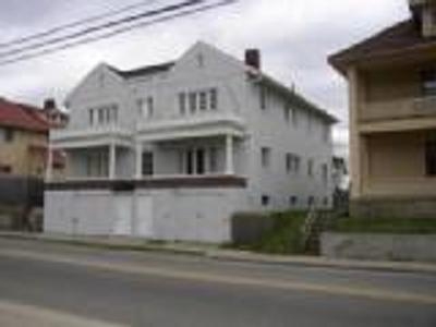 Building Photo - 10-12 W Helena St