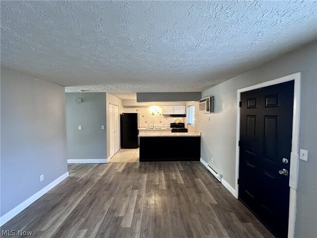 Foto del edificio - 480 Massillon Rd