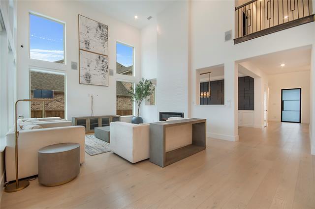 Foto del edificio - 1520 Chisholm Trail