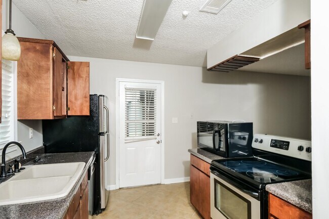 Foto del edificio - 8210 Valley Ridge Trail