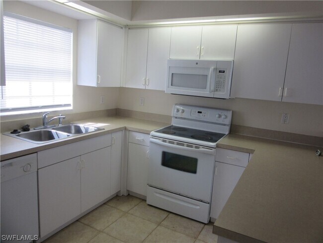 Foto del edificio - 4546 28th St SW
