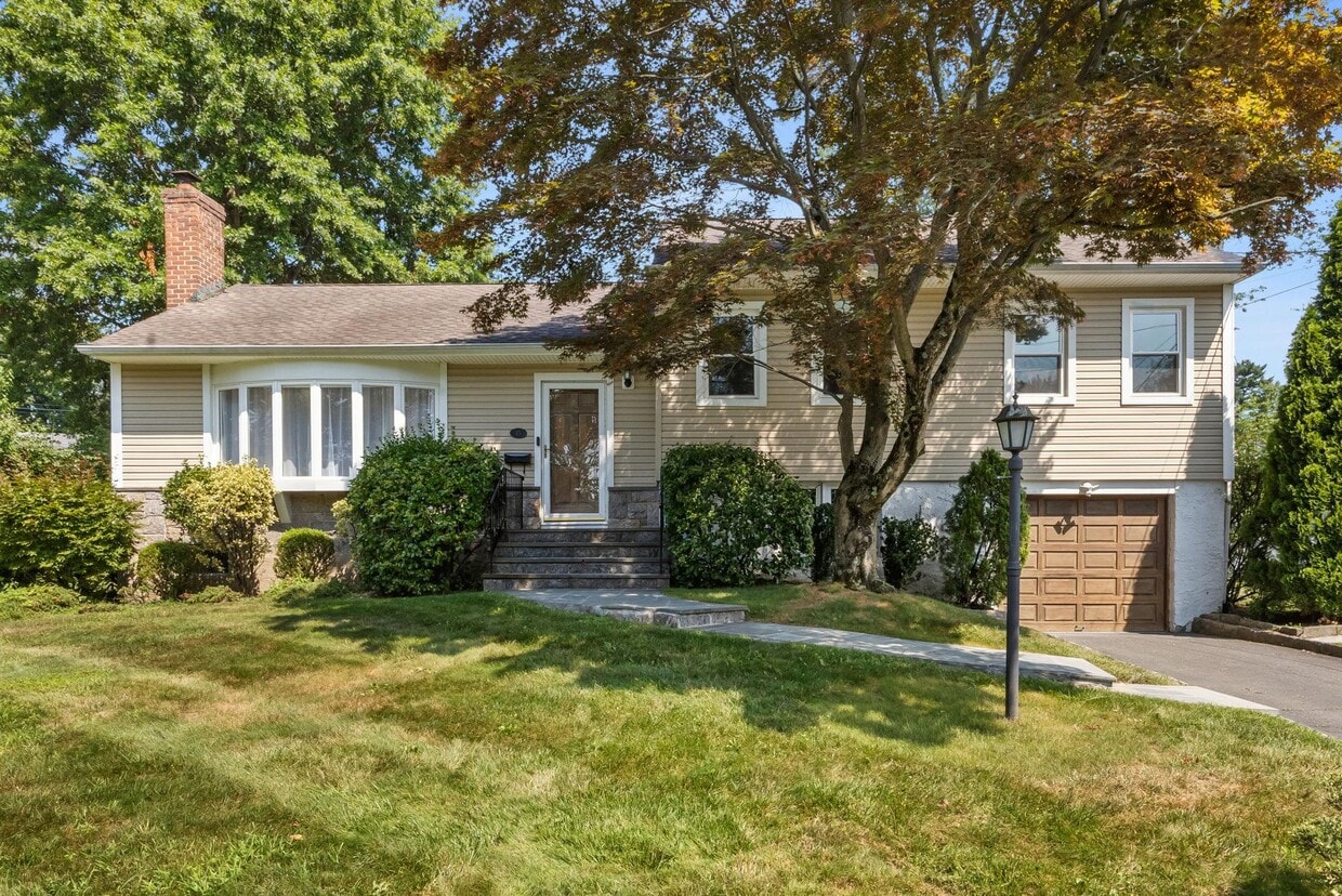 Foto principal - 15 Bonnie Meadow Rd