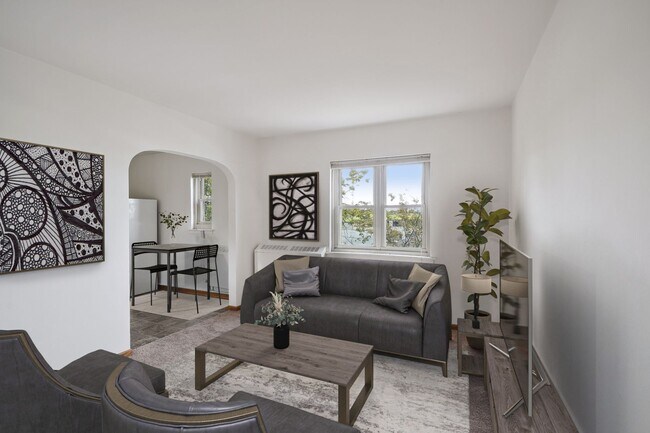 Foto del edificio - Spacious, Updated 1BR on Beautiful Iris Park!