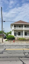 Building Photo - 416 S Main St