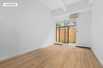 Building Photo - 352 E 62nd St