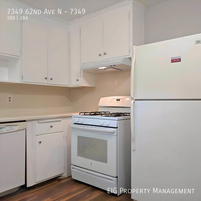 Foto del edificio - 7349 62nd Ave N