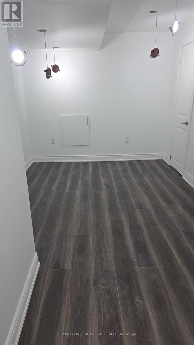 Building Photo - 28 Bagnell Cr