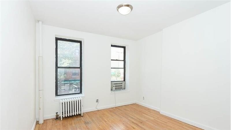 Building Photo - 1590 1st Ave