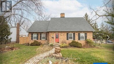 Building Photo - 313 Bronte Rd