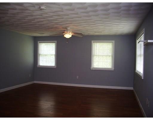 Building Photo - 27 Argonne Rd