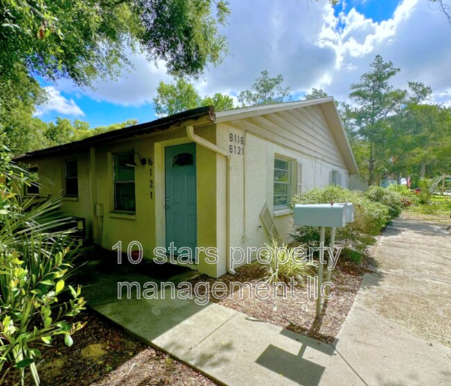 Building Photo - 6121 Montana Avenue - 1