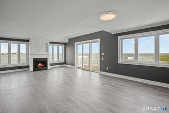 Building Photo - 260 Breakers Ln
