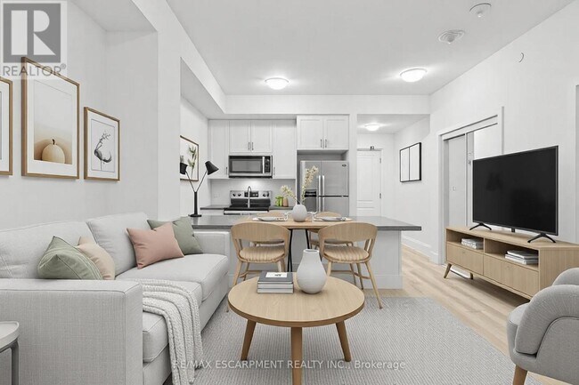 Photo du bâtiment - 450-450 Dundas St E