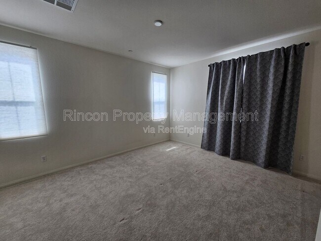 Foto del edificio - 431 Limoneira Ln