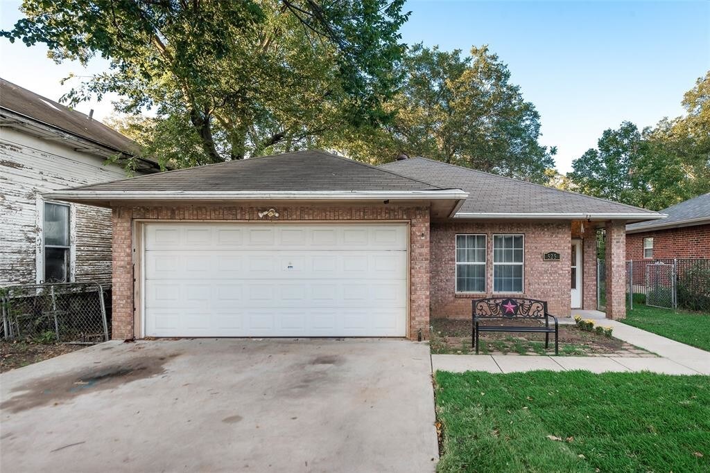 525 W Munson St, Denison, TX 75020 House Rental in Denison, TX