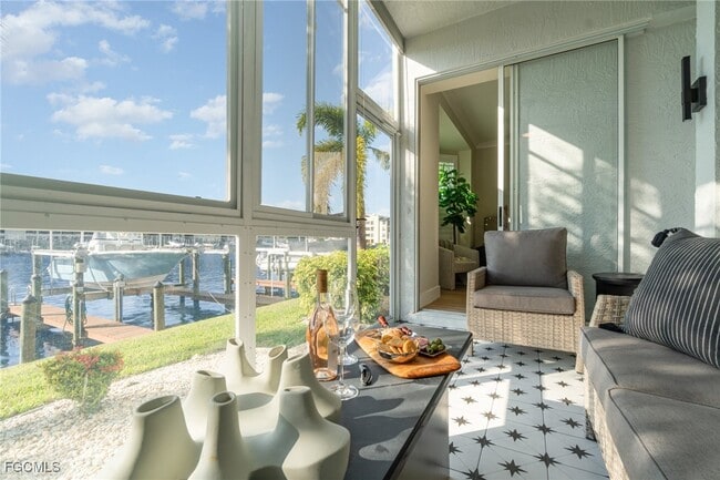 Foto del edificio - 1765 Cape Coral Pkwy E