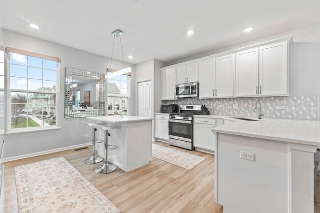 Building Photo - 1627 Sager Way