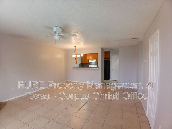 Foto del edificio - 7202 Mansions Dr