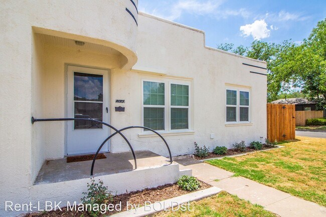 Foto del edificio - 3 br, 1 bath House - 2123 31st