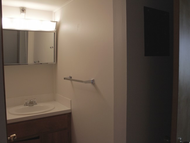 Interior Photo - The Classics Properties