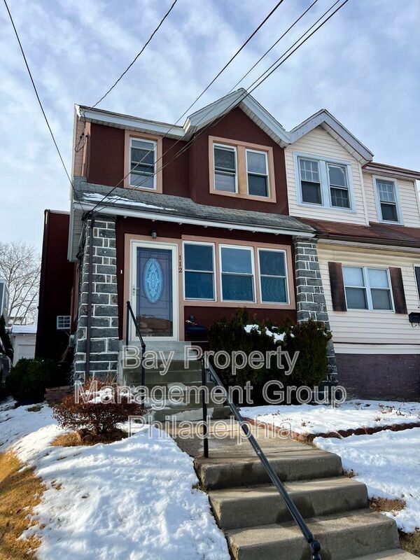 Foto del edificio - 112 Ardsley Rd