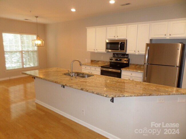 Building Photo - 3224 Margellina Drive