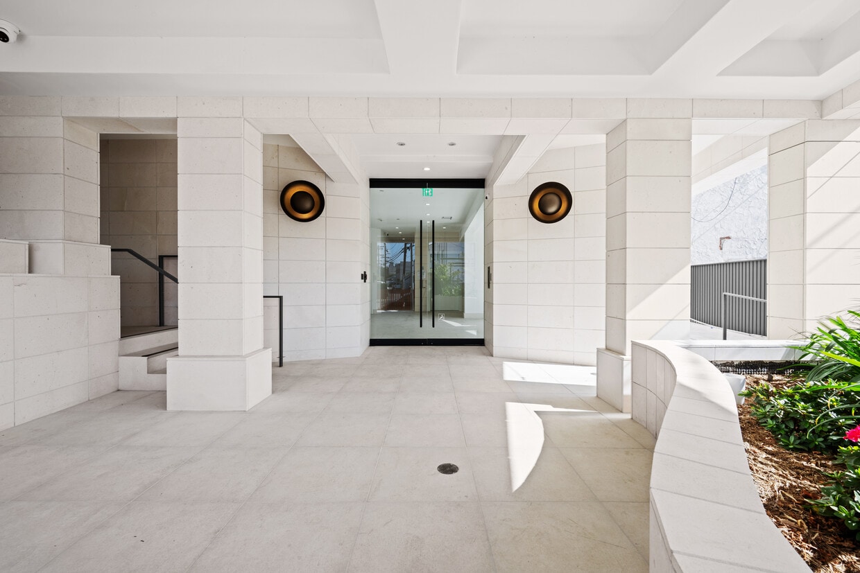 Primary Photo - The Georgian Studio City