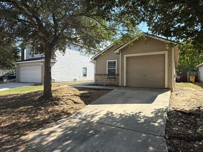 Building Photo - Cozy and conveniently located home ready for immediate move-in