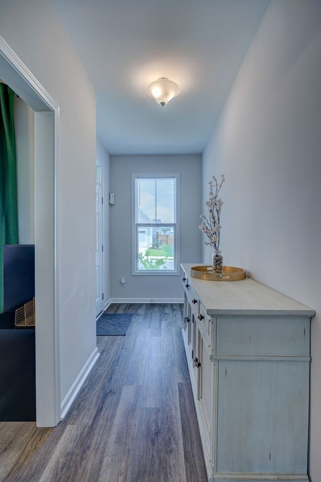 Foto del edificio - Luxurious 3 bedrooms 2.5 bath home in Nort...
