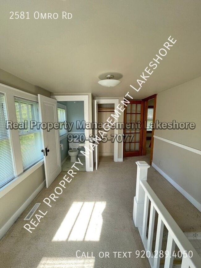 Foto del edificio - 2581 Omro Rd
